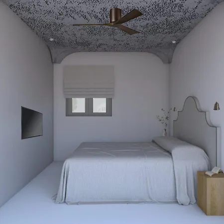 Om Living Paros